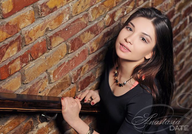 Beautiful Kazakhstani Woman Kamila From Almaty 23 Yo Hair Color Brown